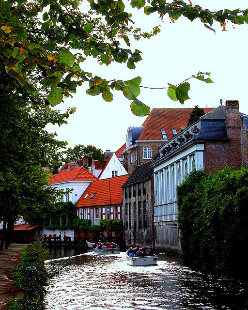 by Peace Correspondent on Flickr.Sightseeing along the canals of Bruges, Belgium.