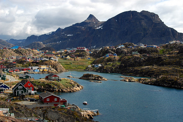 by _Zinni_ on Flickr.The town of Sisimiut in southwestern Greenland.