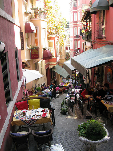 Streetside dining in Istanbul, Turkey