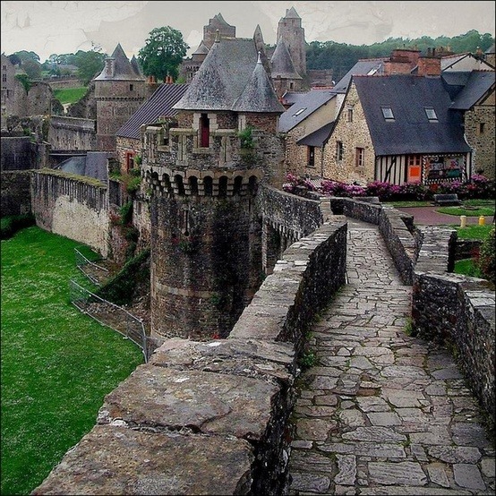 Castle Rampart, Fougeres, France