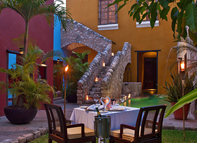 Romantic dinner at Hacienda Puerta in Campeche, Mexico